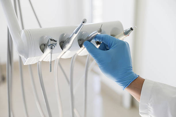 Professional Emergency Dentist technician working in Freeport, IL